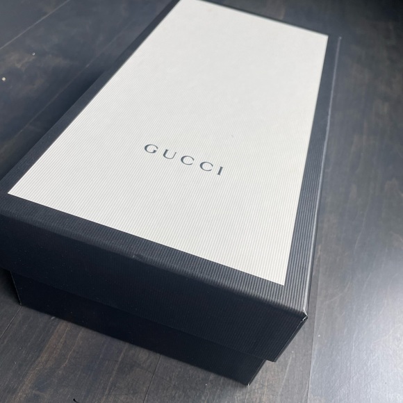Gucci shoe box and dust bags - Picture 4 of 5